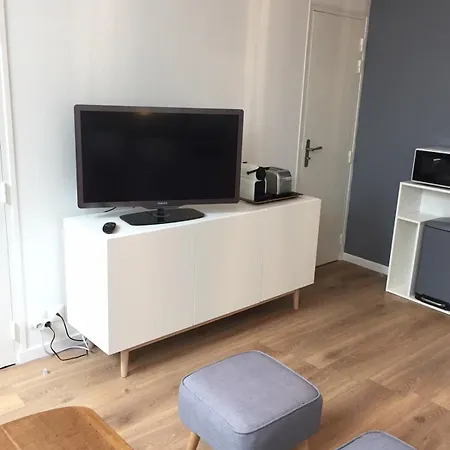 Appt Au Pied De La Cathedrale Avec Parking Gratuit Apartamento Amiens